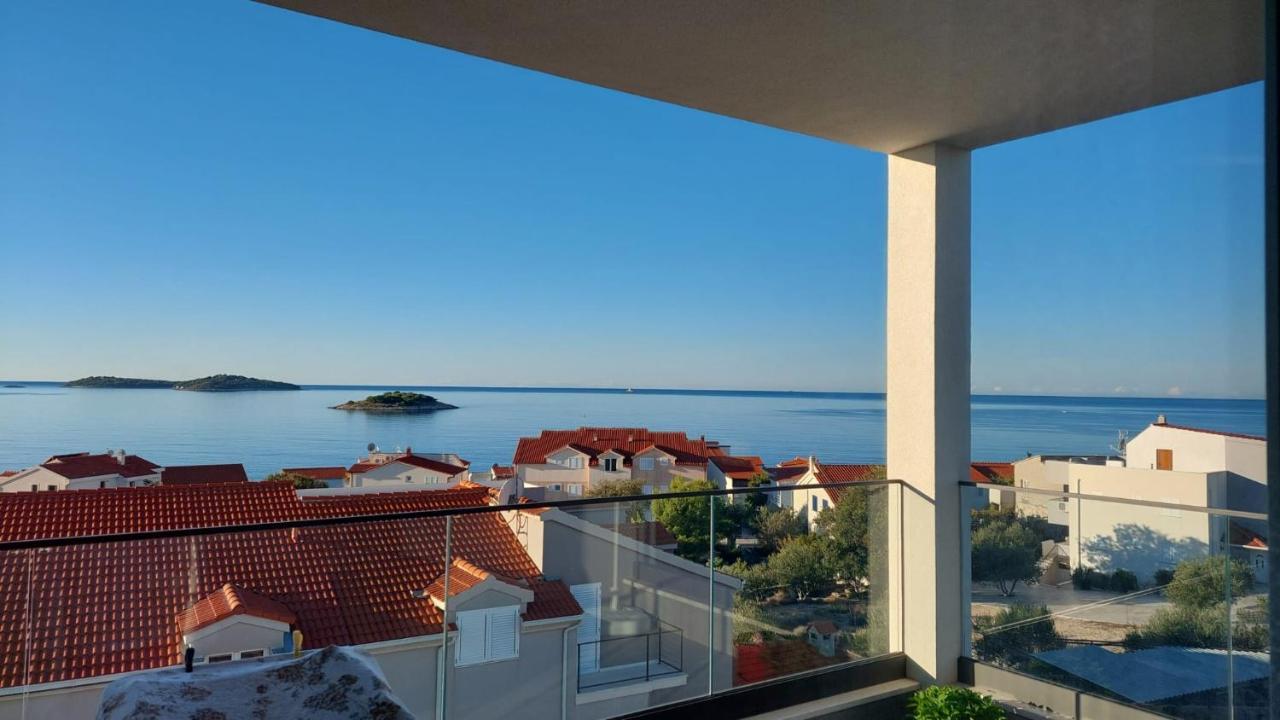 Апартаменты Penthouse Dream Look Рогозница Экстерьер фото